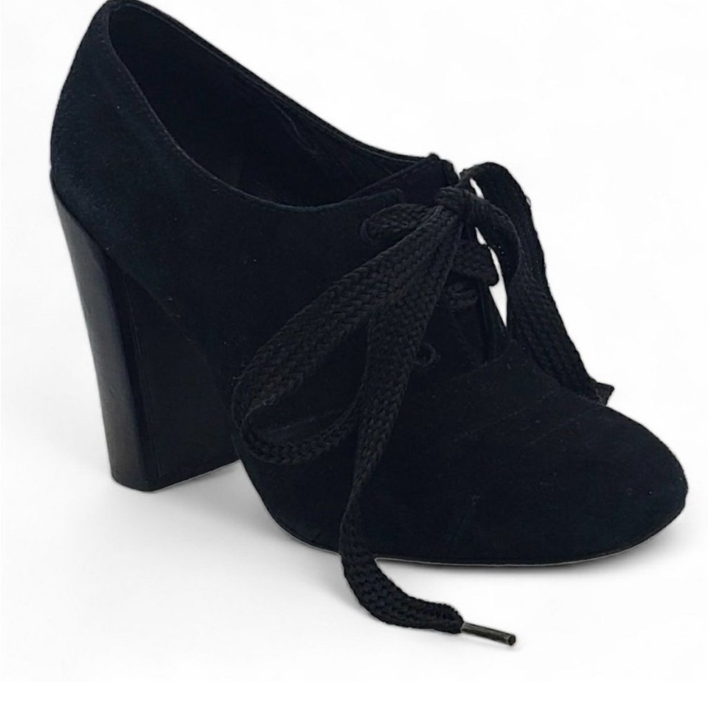 TORY BURCH BRAND NEW in box NEVER WORN Stella Solid Oxford-Softy Suede Heel